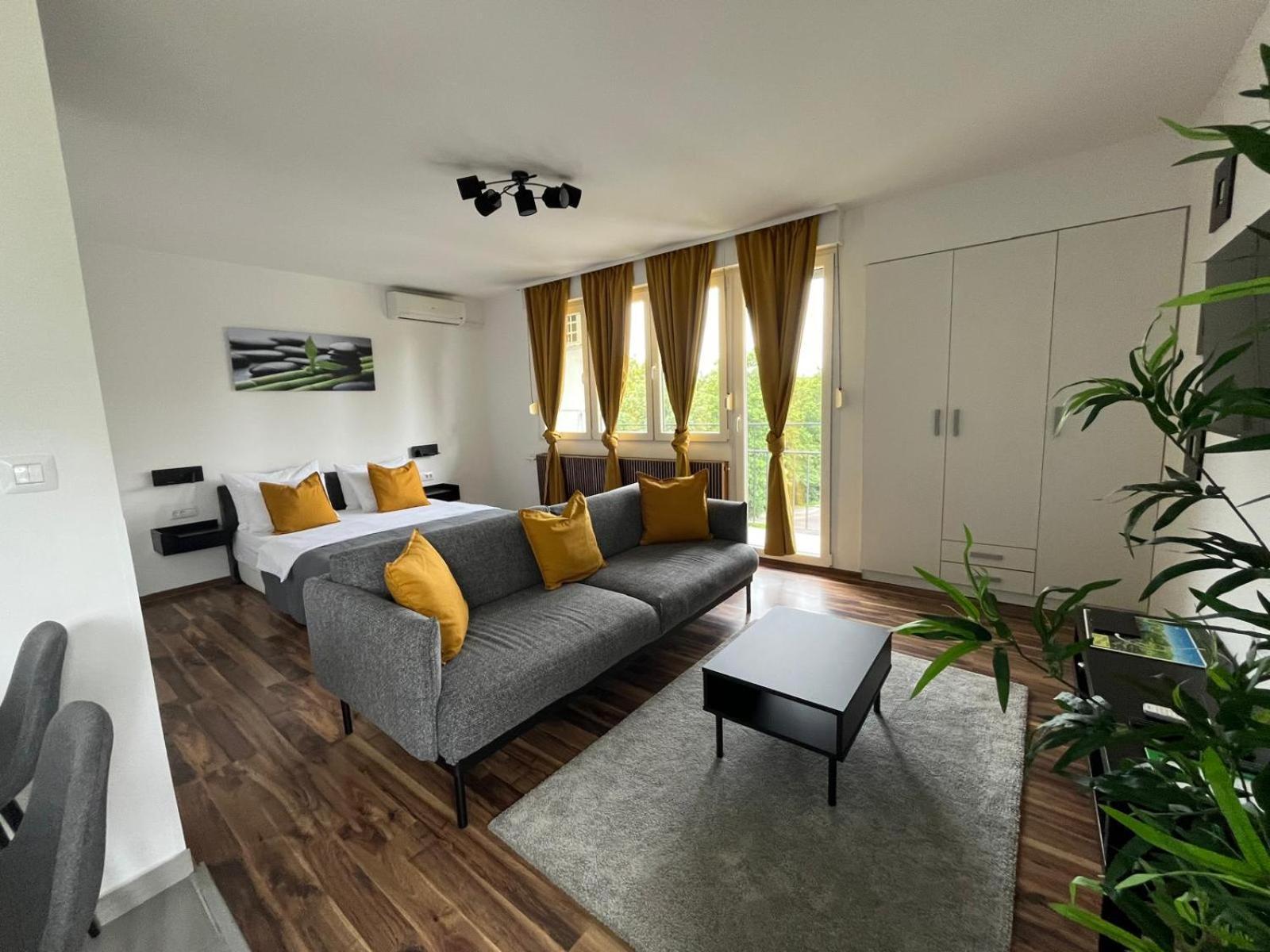 Eva Luxury Rooms & Apartments Plitvička Jezera Buitenkant foto