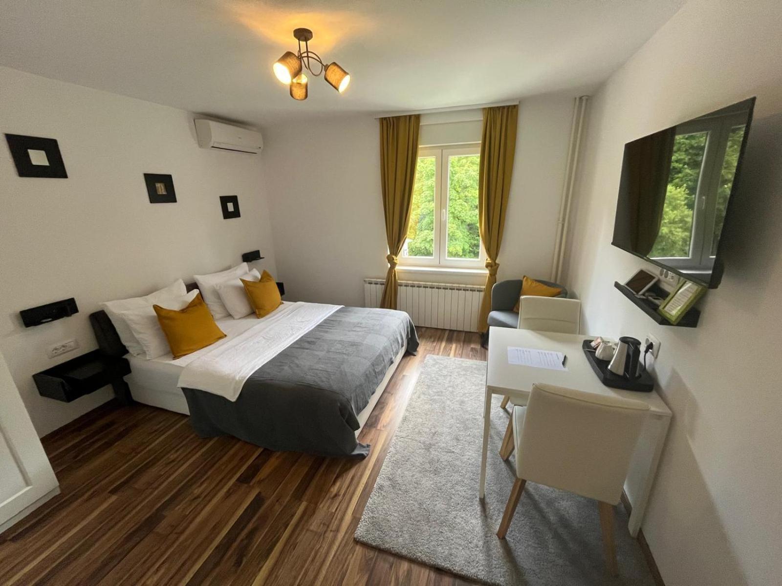 Eva Luxury Rooms & Apartments Plitvička Jezera Buitenkant foto